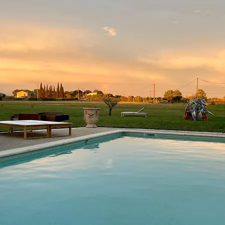 Holiday home Mas Des Paz Aigues-Mortes